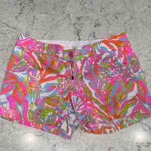 Lilly Pulitzer Callahan short size 4 pink white orange green blue